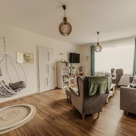 Cicha Blisko Natury アパート Mizerna